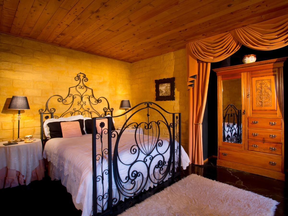 The Mudcastle Villa Nelson Buitenkant foto